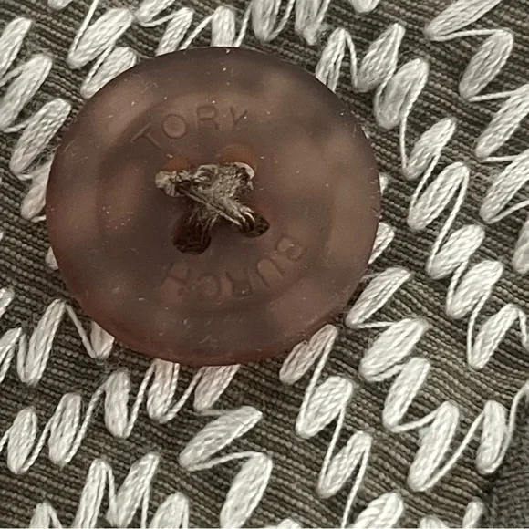 Tory Burch Ninian Embroidered Shorts Size 10 - Picture 11 of 12